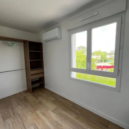 Climatisee 8 Pers, 4 Chambres, 3 Sdb *